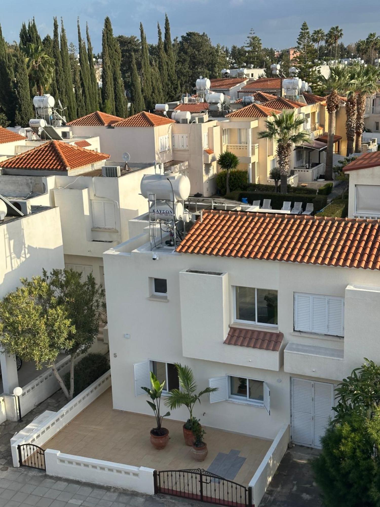 Kasandra Luxury 2 Bedroom Townhouse Appartement *